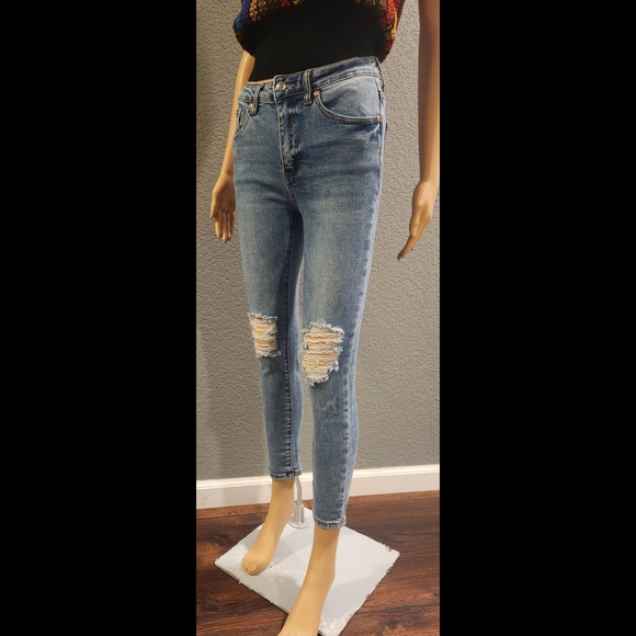 Highrise Distressed Jeans - Picture 7 of 16